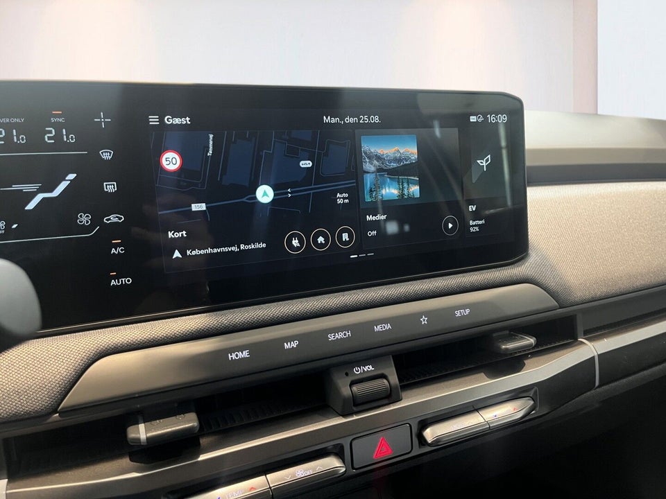 Kia EV3 81 Long Range Prestige 5d