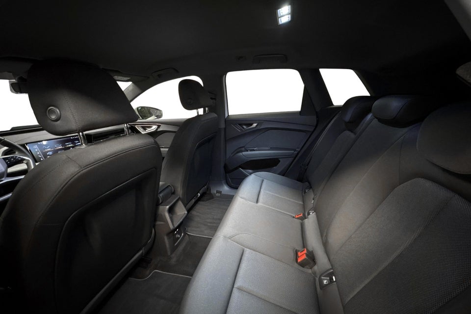 Audi Q4 e-tron 45 Progress 5d