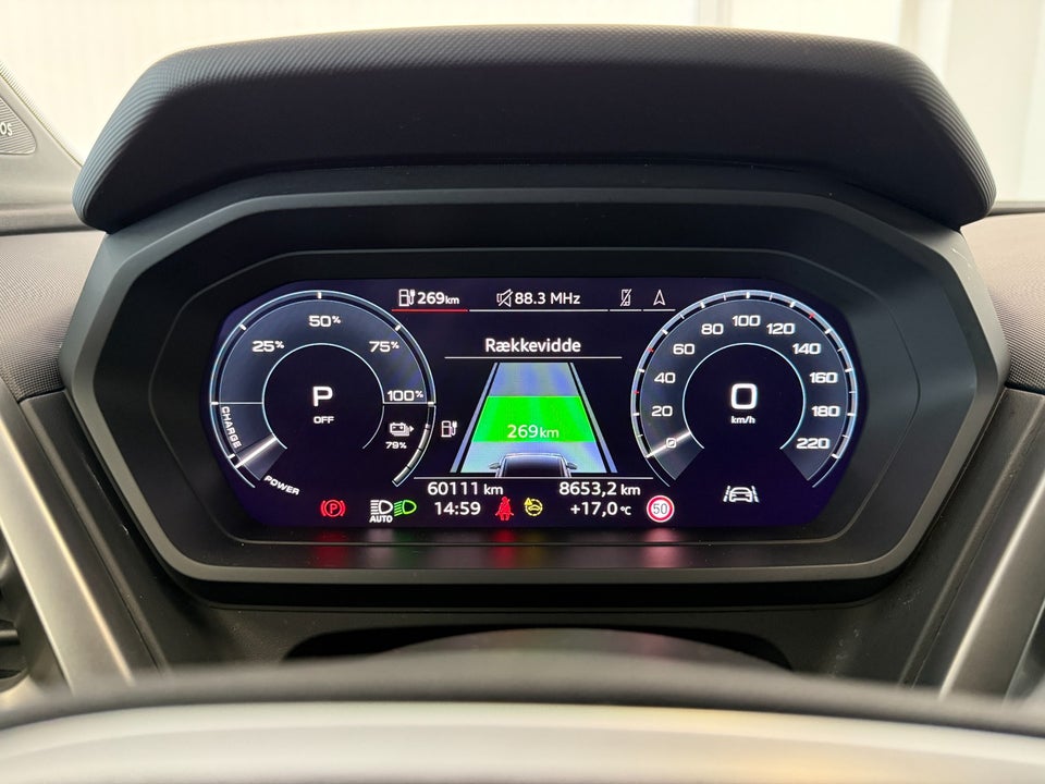 Audi Q4 e-tron 40  5d