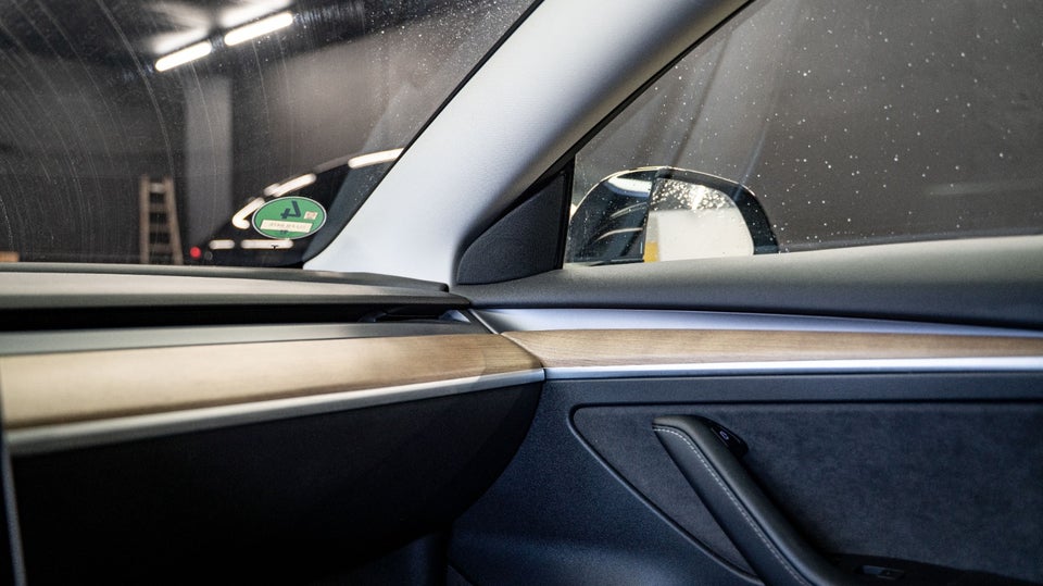 Tesla Model 3 Performance AWD 4d