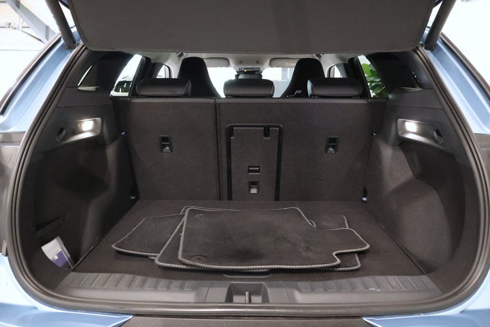 Ford Explorer 77 Select Extended Range 5d