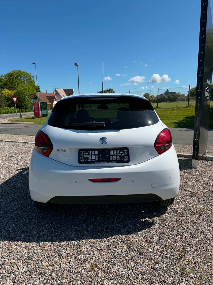 Peugeot 208 1,6 BlueHDi 100 Allure Sky 5d