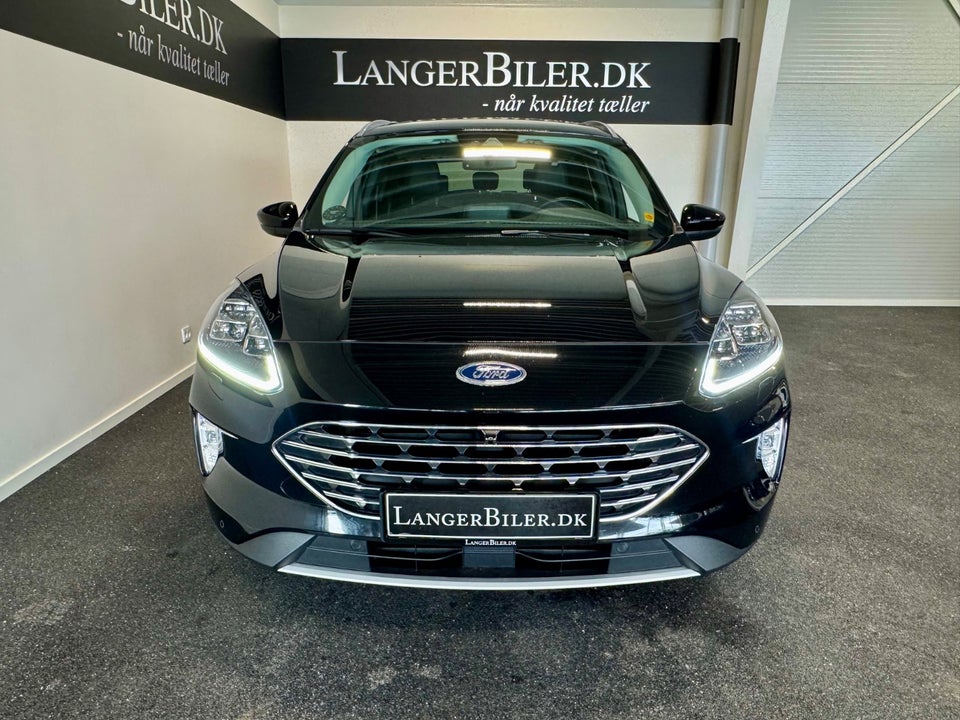 Ford Kuga 2,5 PHEV Titanium CVT 5d