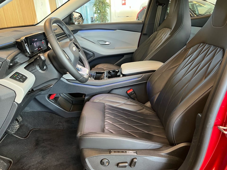 Ford Explorer 79 Premium Extended Range AWD 5d