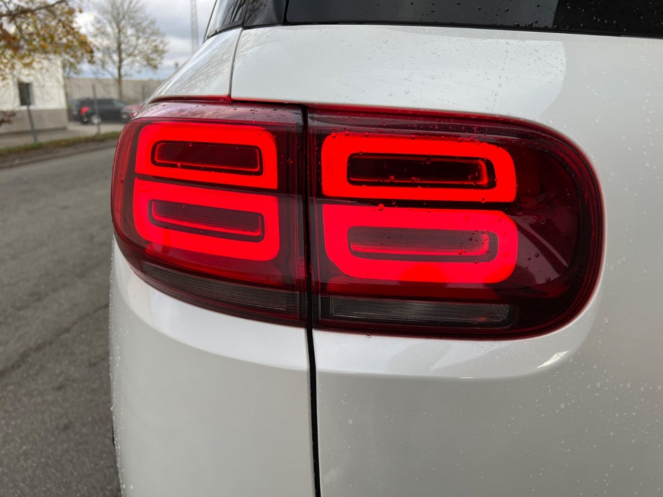 Citroën C5 Aircross 1,6 Hybrid Shine Sport EAT8 5d