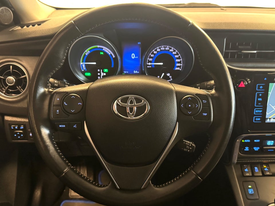Toyota Auris 1,8 Hybrid H2 Comfort Touring Sports CVT 5d