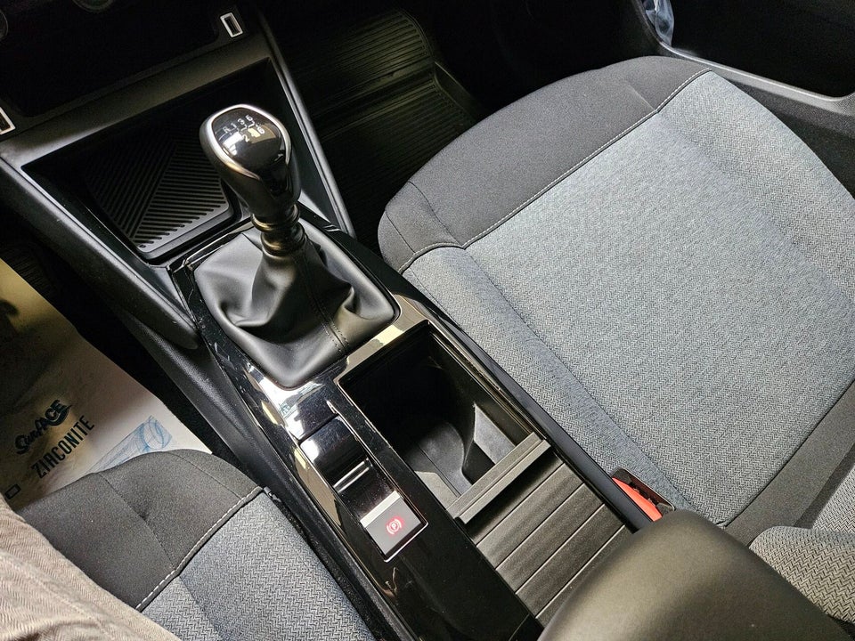 Citroën C4 1,2 PureTech 100 Carré 5d