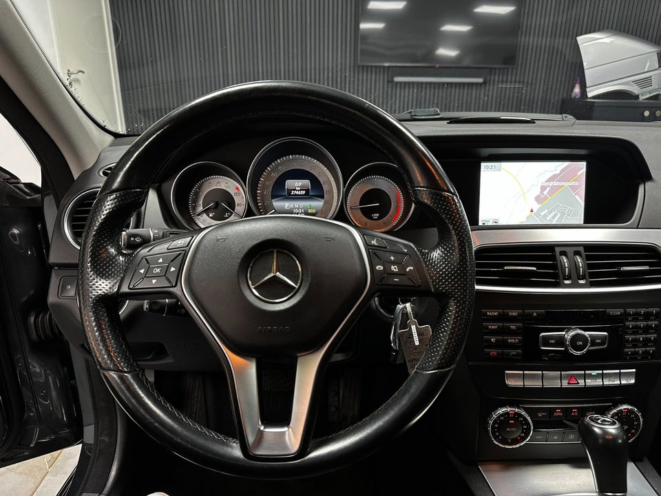 Mercedes C220 2,2 CDi Avantgarde stc. aut. 5d