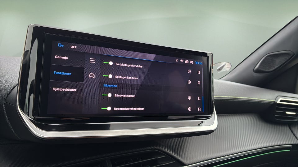 Peugeot e-2008 54 GT 5d