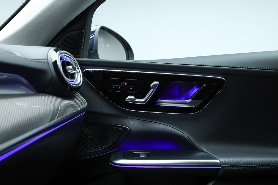 Mercedes C220 d 2,0 AMG Line stc. aut. 5d