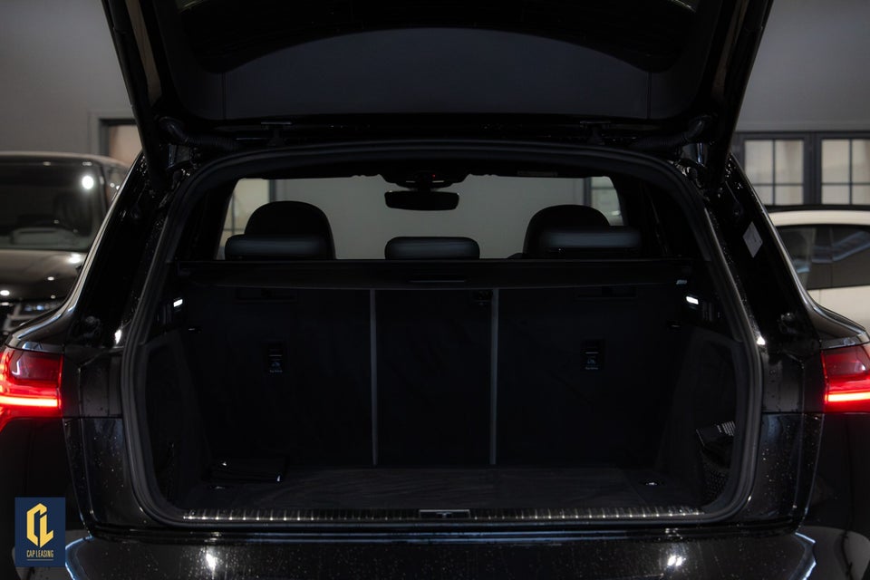 Audi e-tron 55 Advanced quattro 5d