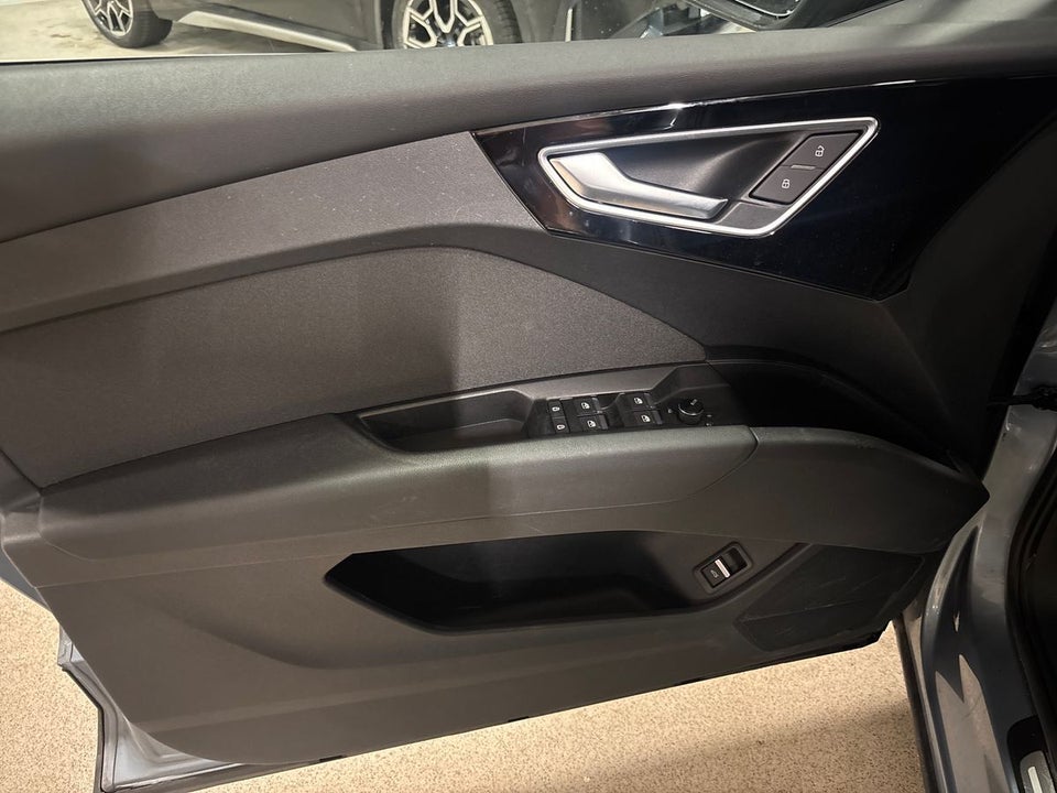 Audi Q4 e-tron 40 Attitude 5d