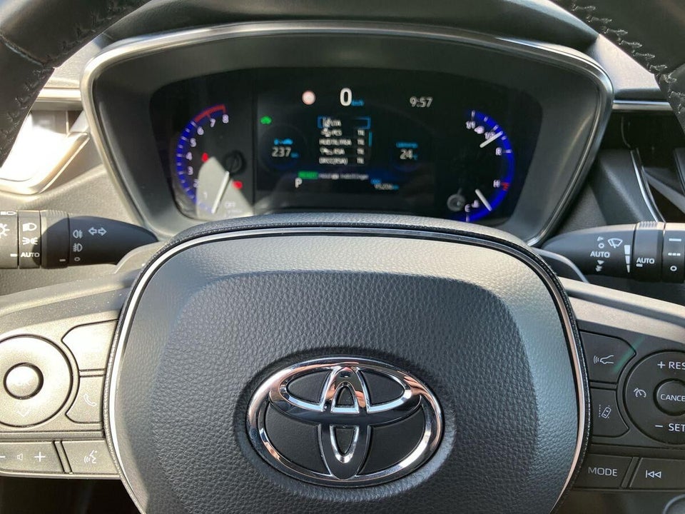 Toyota Corolla 2,0 Hybrid H3 Premium MDS 5d