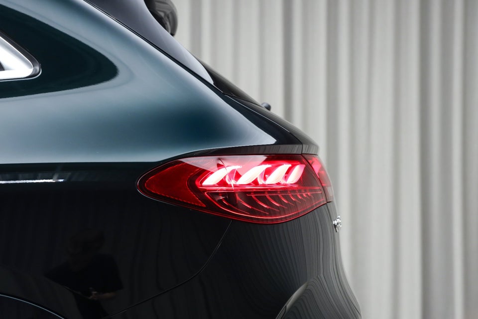 Mercedes EQE350 SUV AMG Advance Plus 4Matic 5d