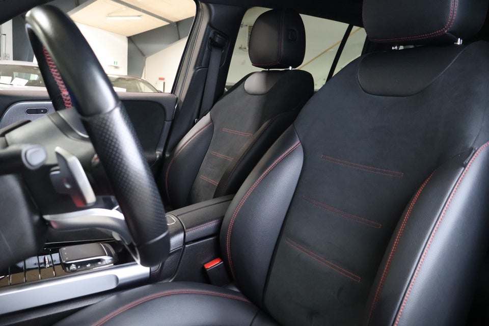 Mercedes EQB300 AMG Line 4Matic 7prs 5d