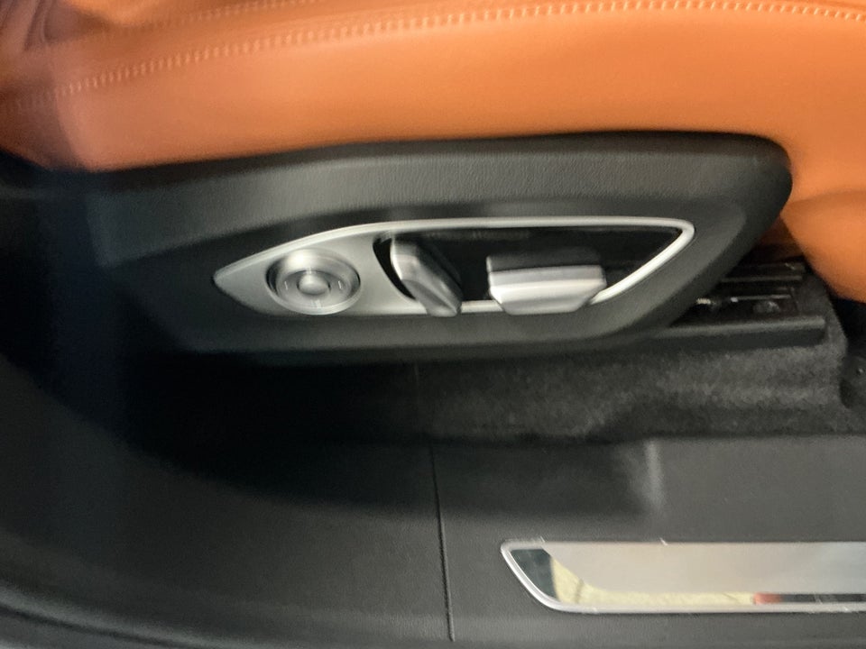 Xpeng G9 Performance 5d