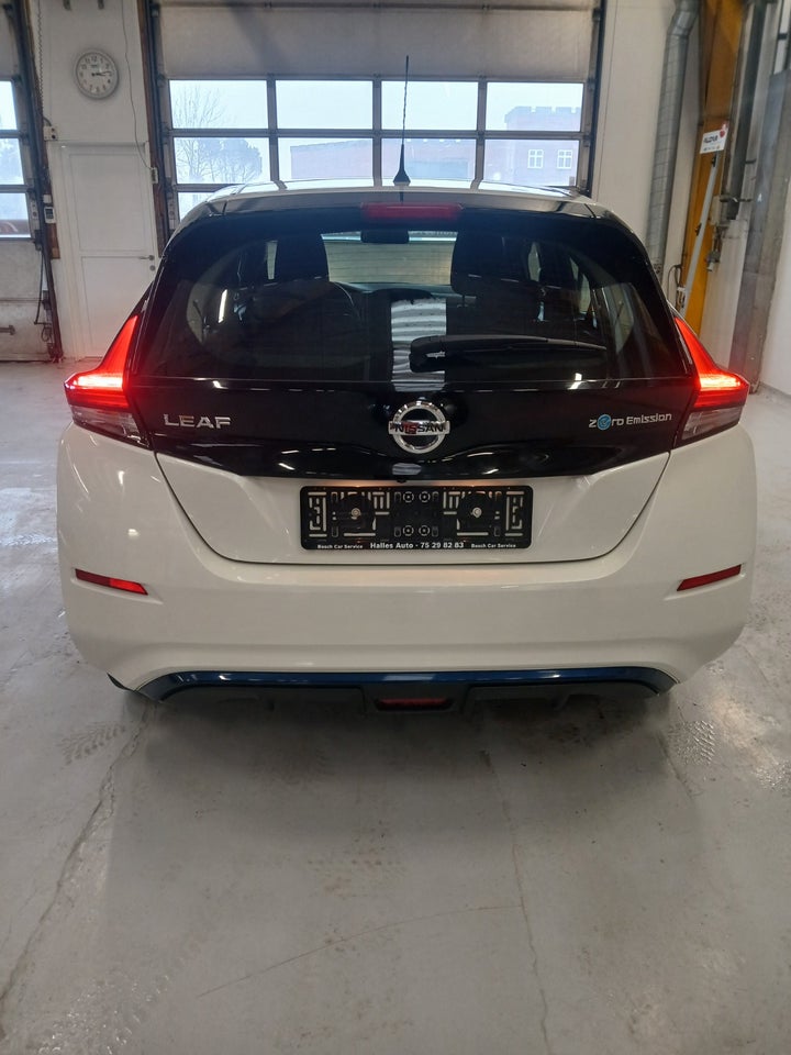 Nissan Leaf 39 Acenta 5d