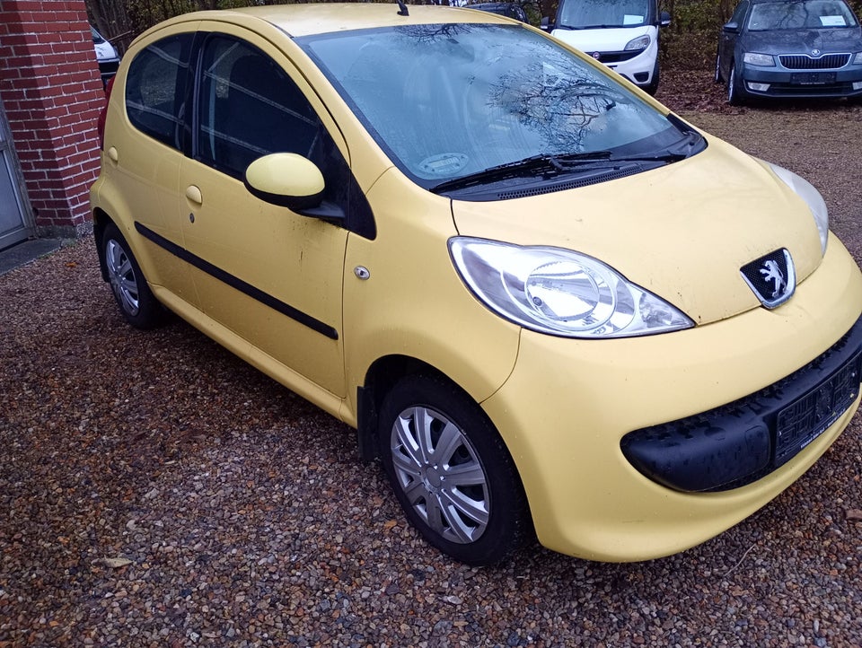 Peugeot 107 1,0 Trendy 5d