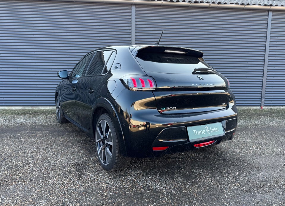 Peugeot e-208 50 GT 5d