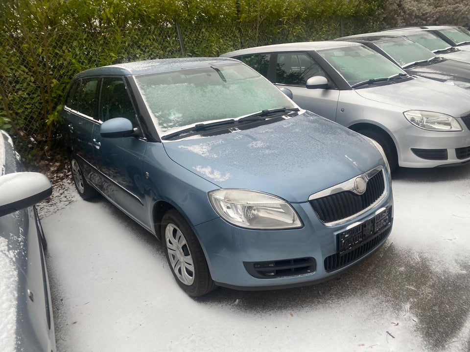 Skoda Fabia 1,4 16V Ambiente Combi 5d