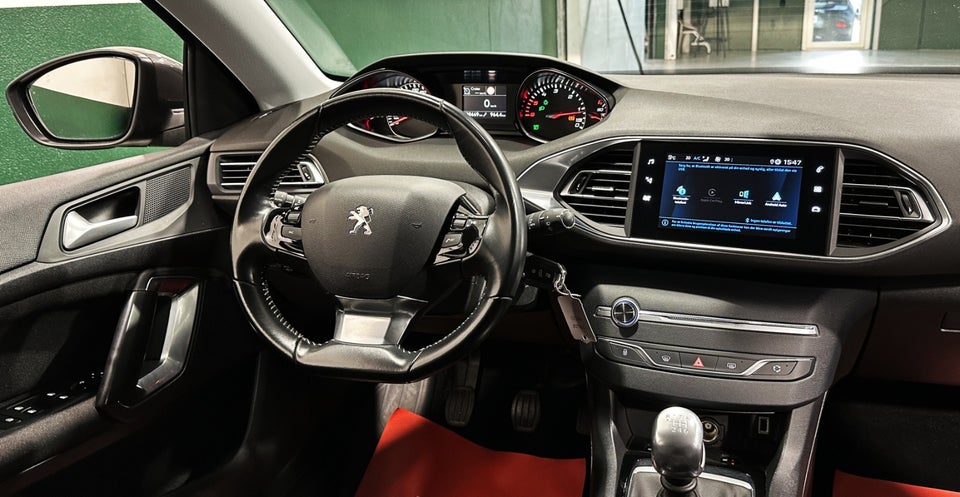 Peugeot 308 1,5 BlueHDi 130 Style 5d