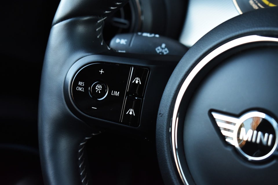 MINI Cooper SE Yours Trim 3d