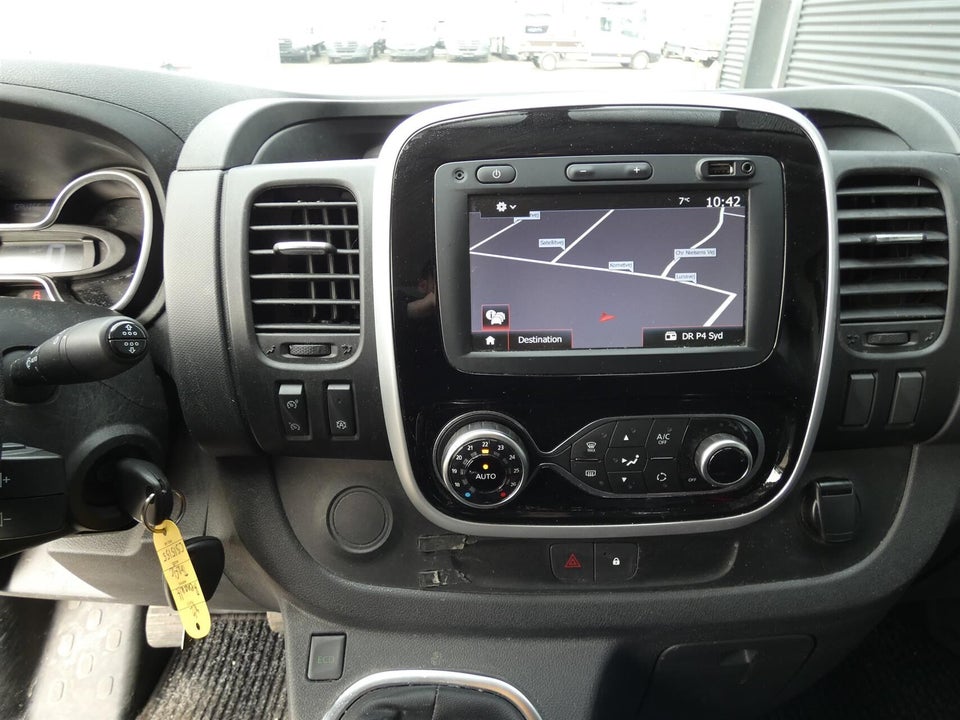 Renault Trafic T29 2,0 dCi 120 L1H1