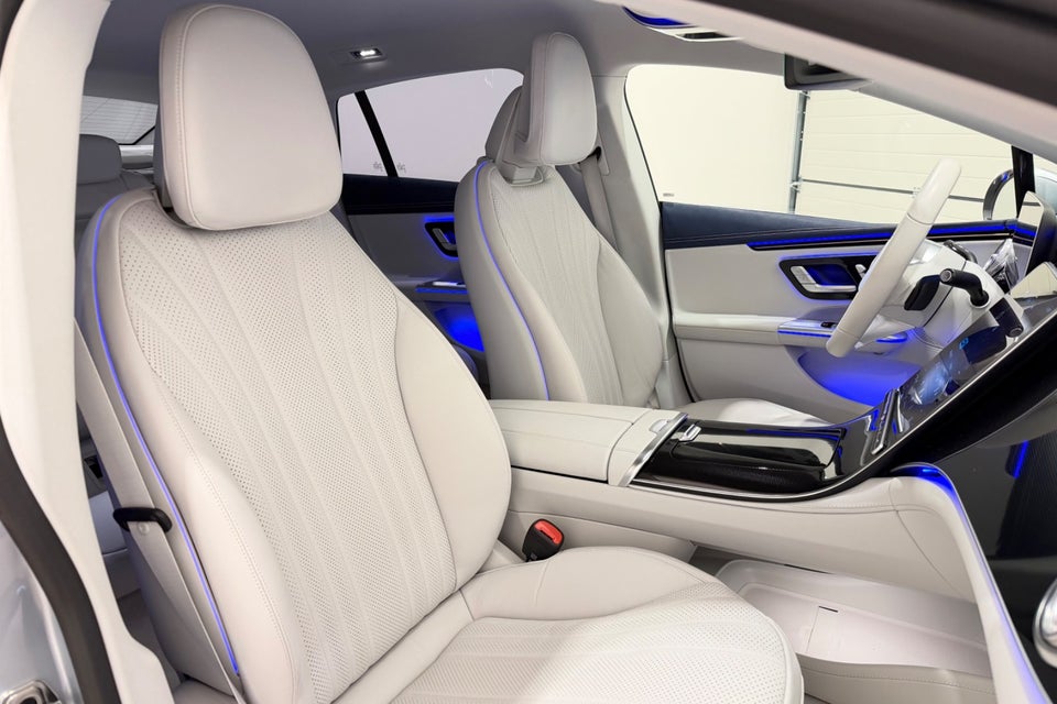 Mercedes EQE350 Avantgarde 4d