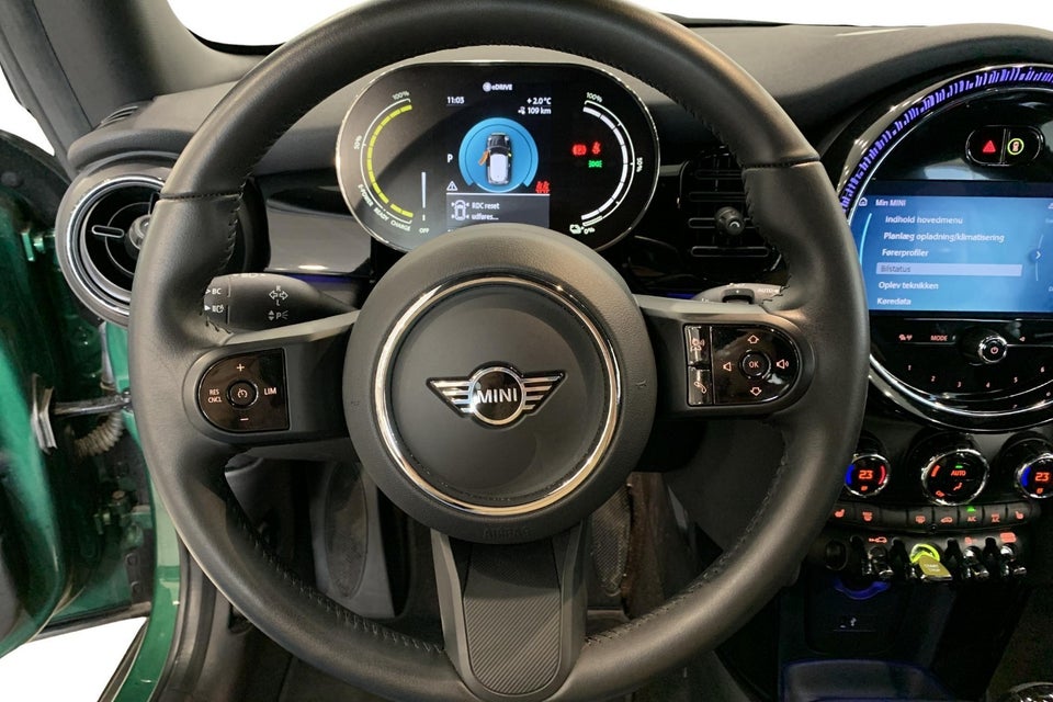 MINI Cooper SE Classic Trim 3d