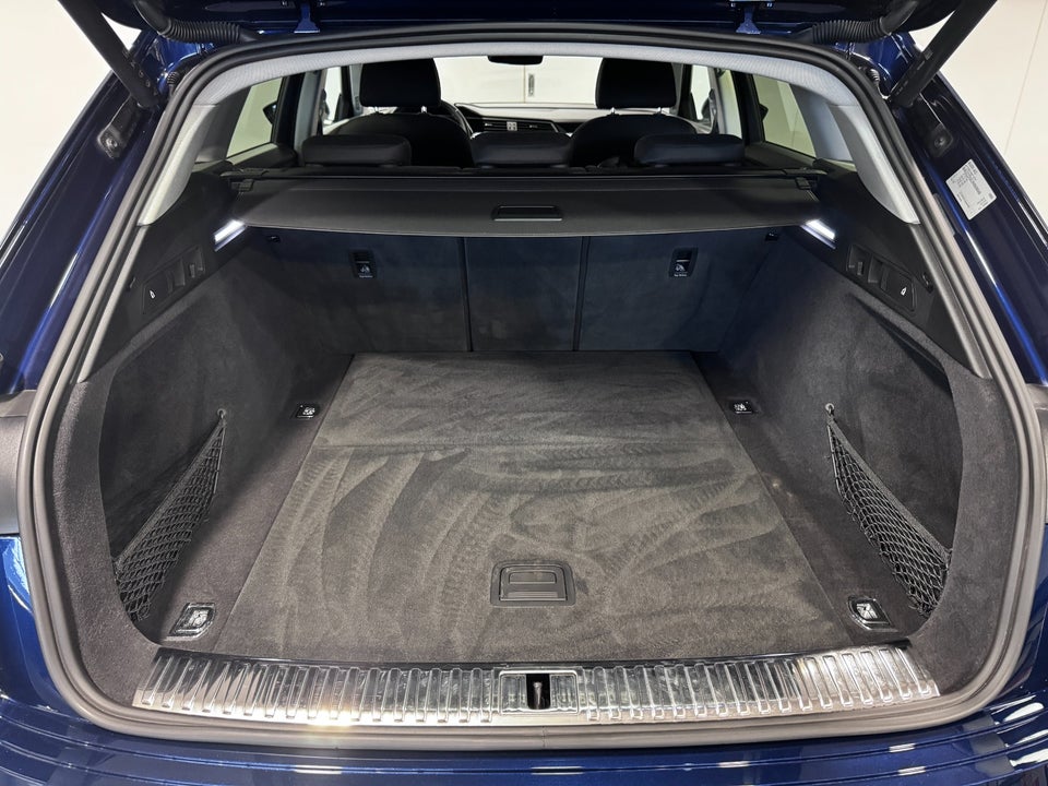 Audi e-tron 55 Advanced quattro 5d