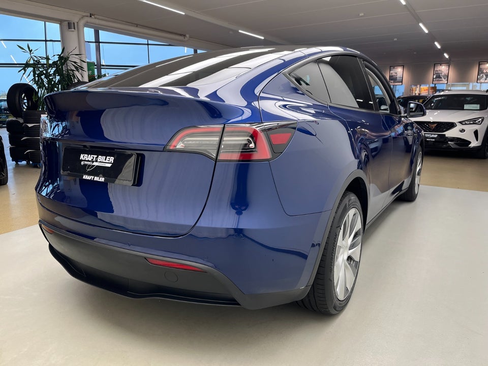 Tesla Model Y Long Range AWD 5d