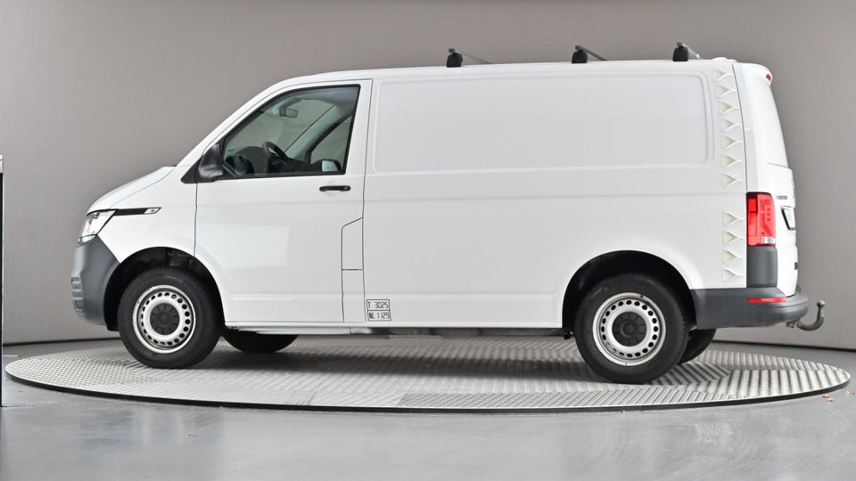 VW Transporter 2,0 TDi 110 Kassevogn kort