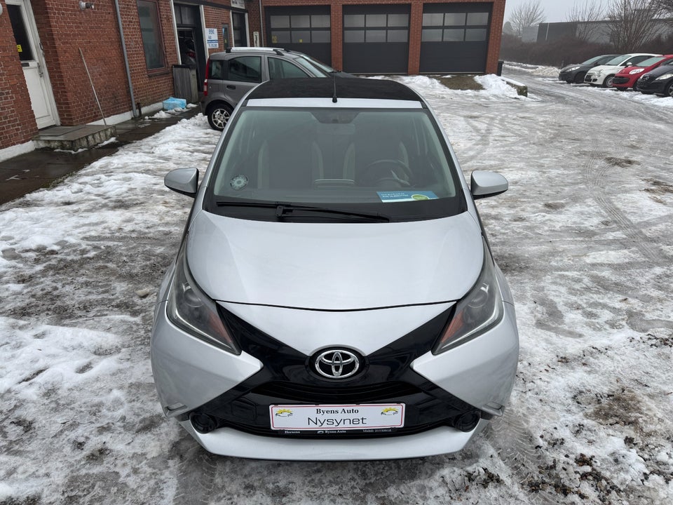 Toyota Aygo 1,0 VVT-i x-sky 5d