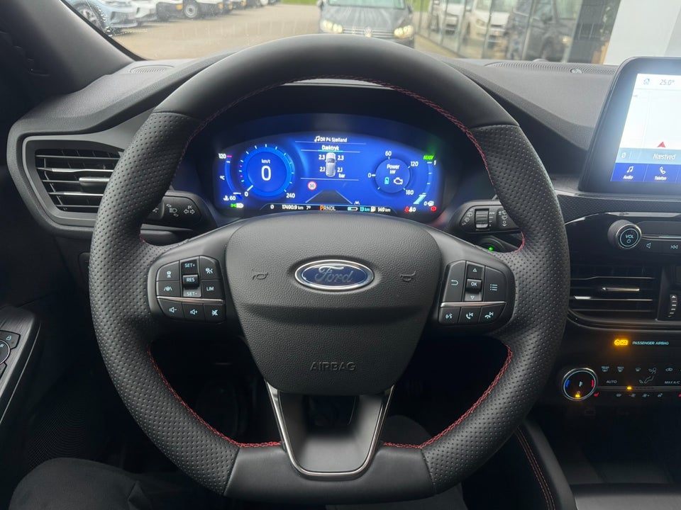 Ford Kuga 2,5 PHEV ST-Line CVT 5d