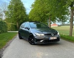 VW Golf VII 2,0 R DSG 4Motion 5d