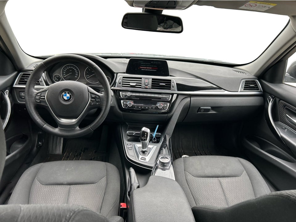 BMW 330e 2,0 aut. 4d