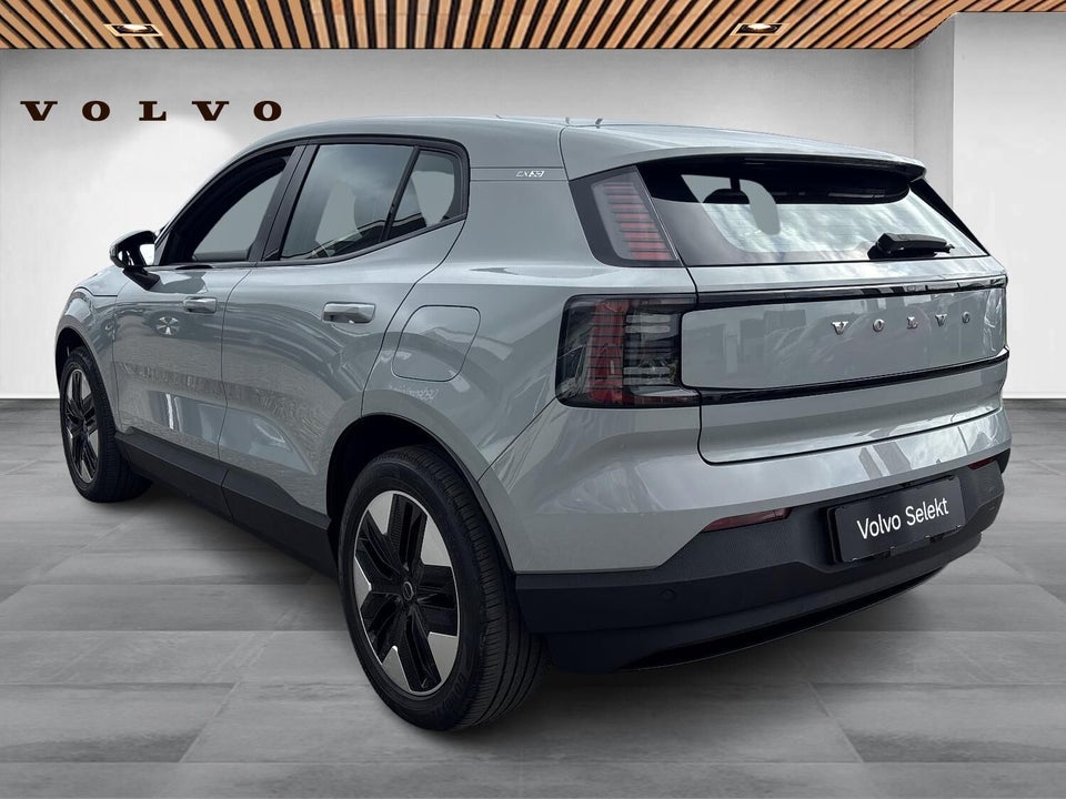 Volvo EX30 Extended Range Core 5d