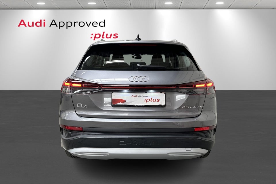 Audi Q4 e-tron 45 Progress 5d