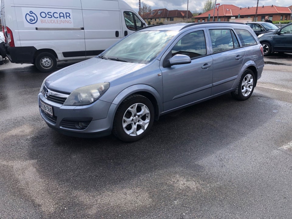 Opel Astra 1,6 16V Limited Twinport 5d