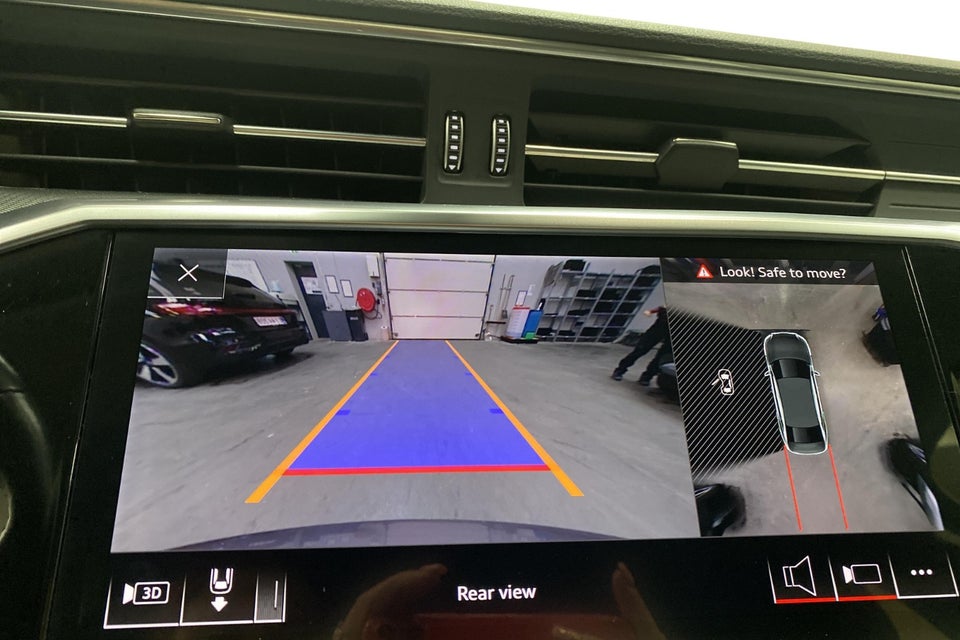 Audi A6 50 TFSi e Sport quattro S-tr. 4d