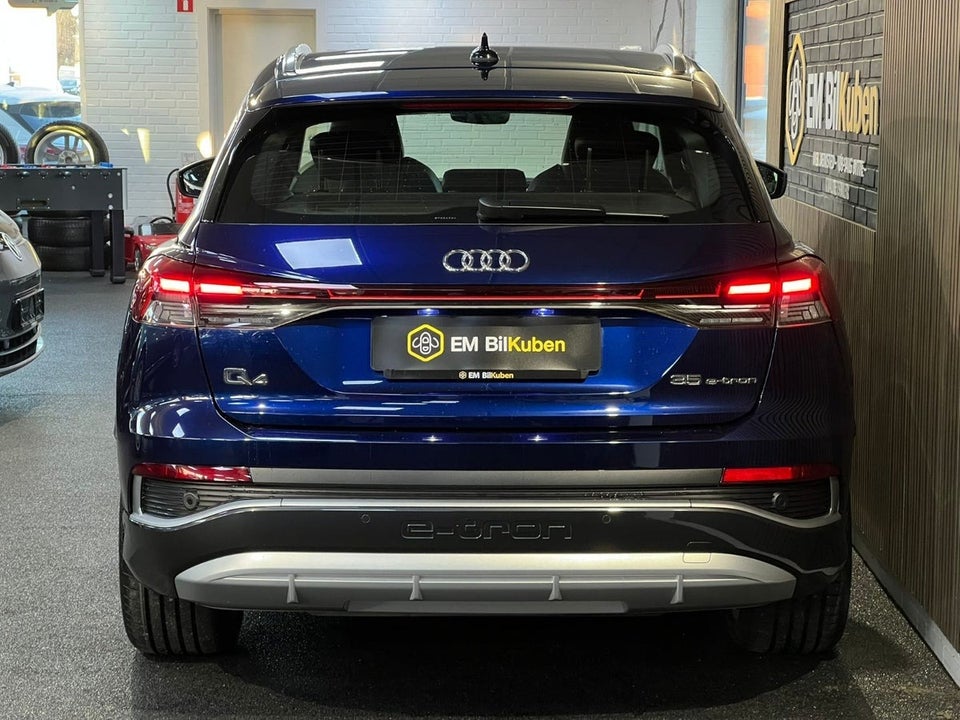 Audi Q4 e-tron 35 S-line 5d
