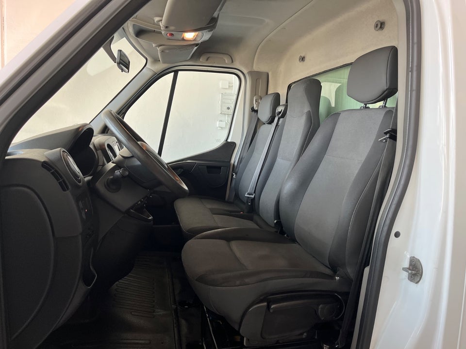 Renault Master III T35 2,3 dCi 130 L3 Chassis 2d