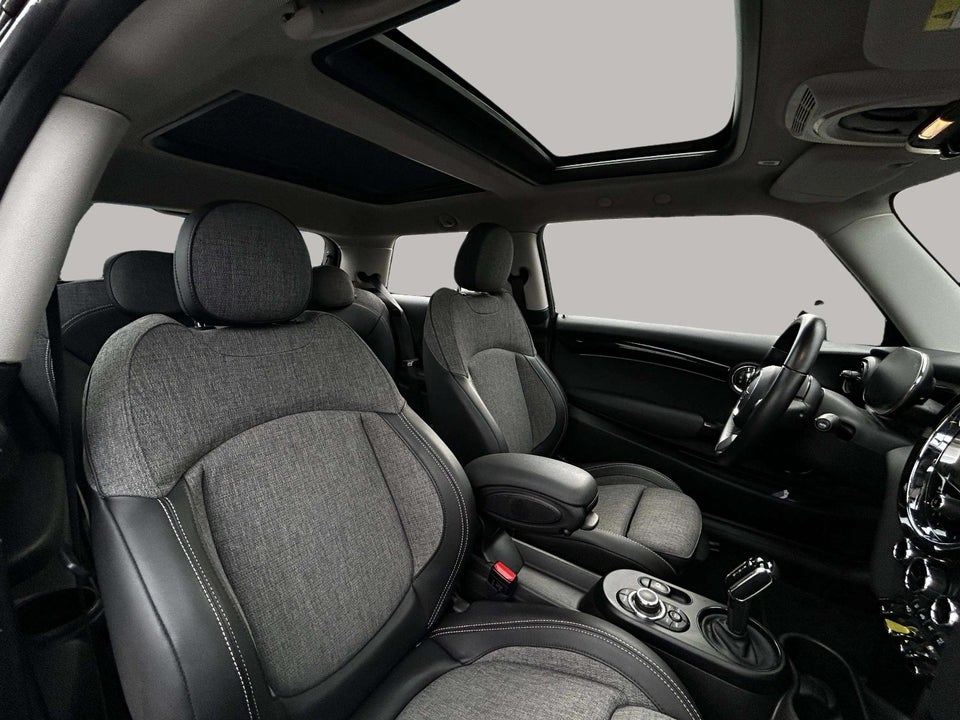 MINI Cooper SE Edition Premium Plus 3d