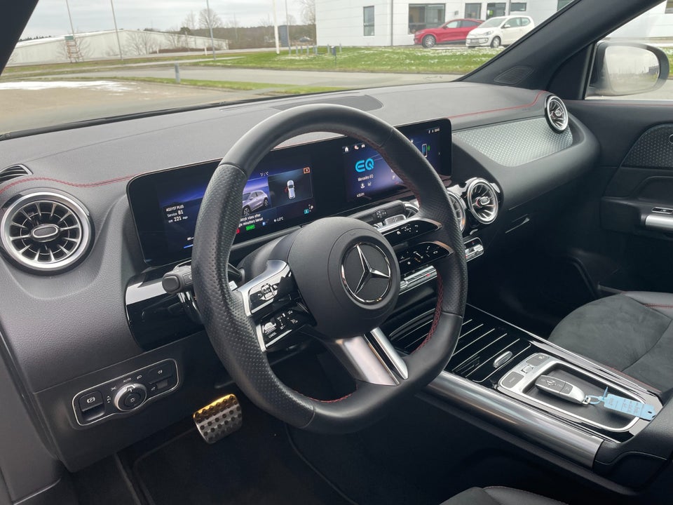 Mercedes EQA350 AMG Line 4Matic 5d