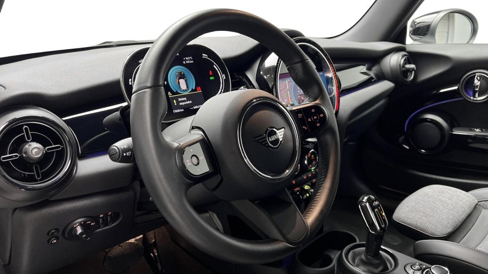 MINI Cooper SE Classic Trim 3d