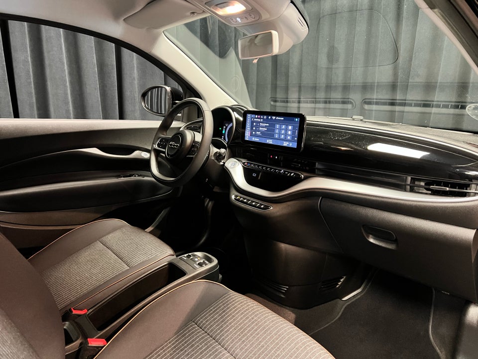 Fiat 500e 42 Icon 3d