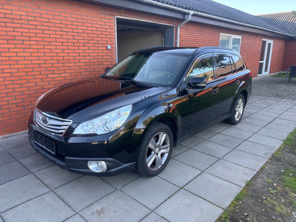 Subaru Outback 2,5i aut. AWD 5d