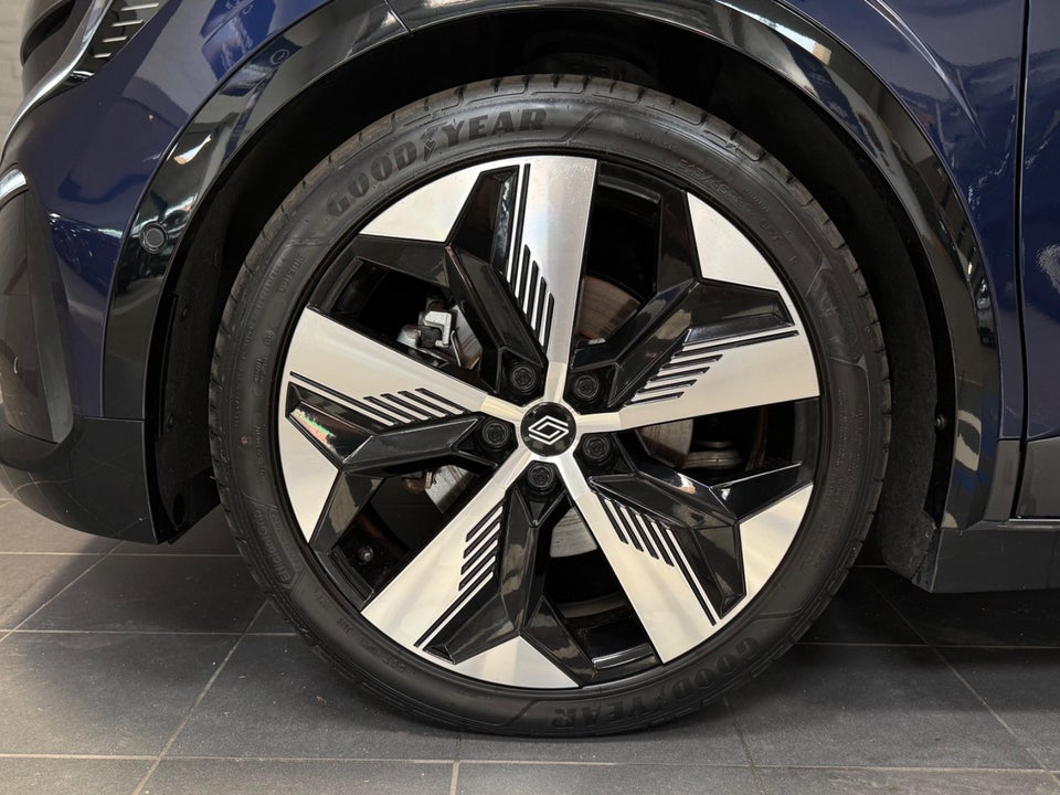 Renault Megane E-Tech 60 Techno 5d