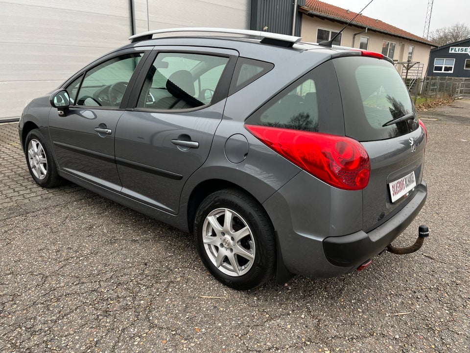 Peugeot 207 1,6 HDi 110 Premium SW 5d