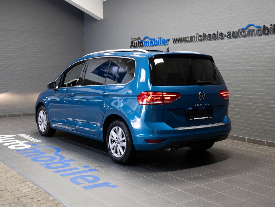 VW Touran 2,0 TDi 150 Highline+ DSG 7prs 5d